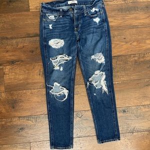 NEW! Ripped Hollister Jeans